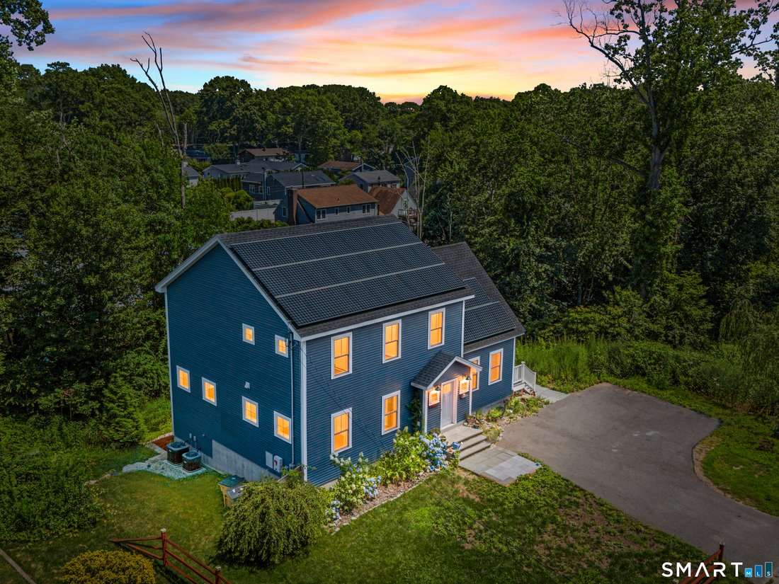 House in East Lyme, Connecticut, United States 2 - 18523805