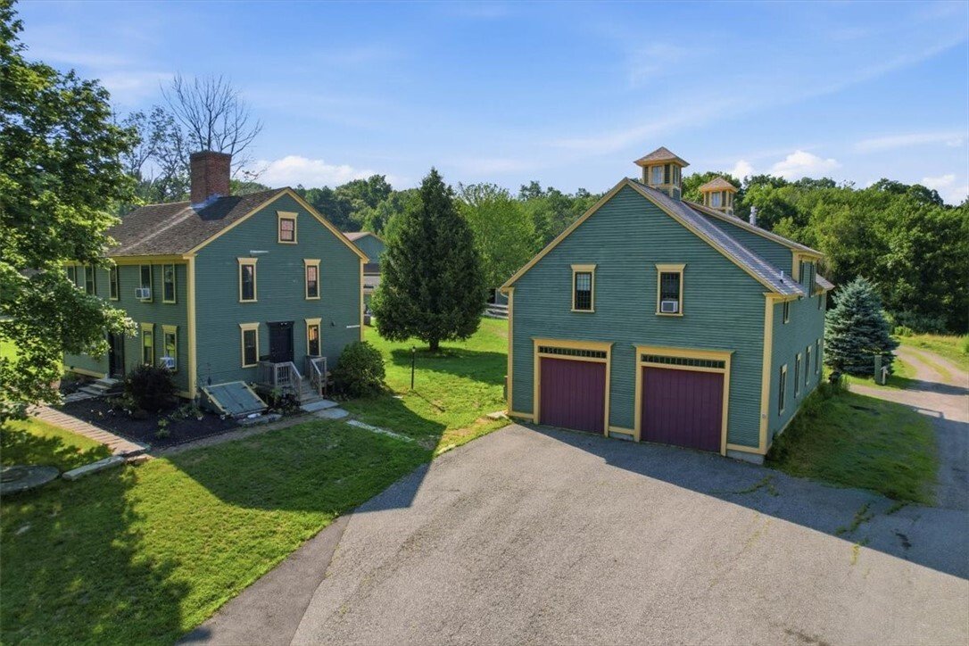 House in Cranston, Rhode Island, United States 3 - 18524088