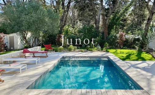 Villa in Saint-Rémy-de-Provence, Provence-Alpes-Côte d'Azur, France 1