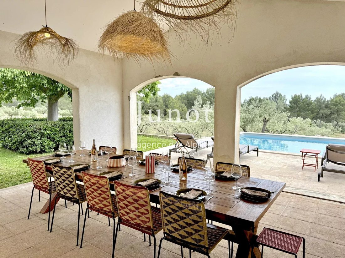 Country House in Maussane-les-Alpilles, Provence-Alpes-Côte d'Azur, France 3 - 15689224