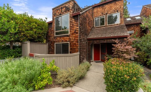 Condo in Stanford, California, United States 1