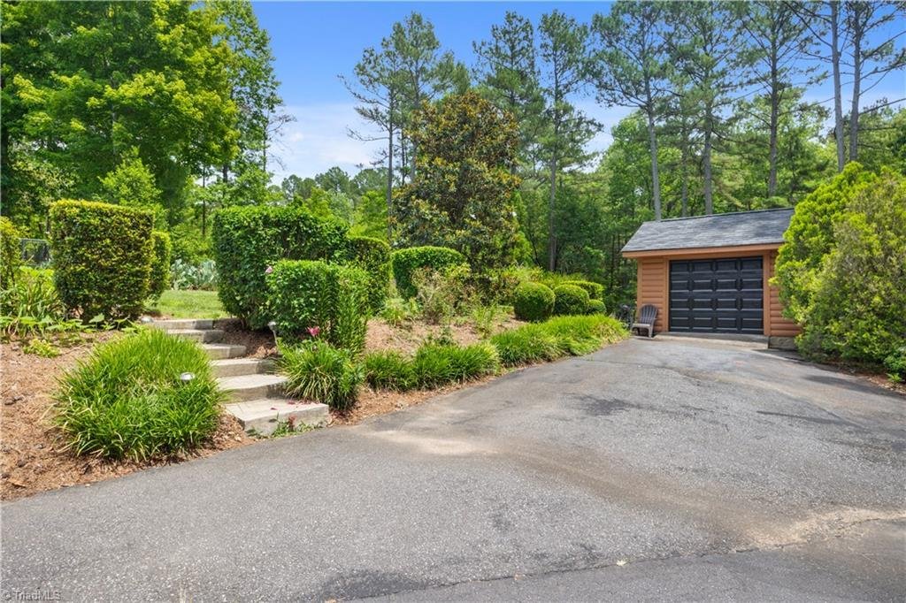 House in Connelly Springs, North Carolina, United States 5 - 18524351