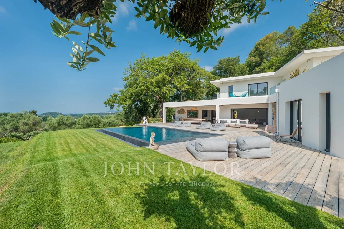 Villa in Opio, Provence-Alpes-Côte d'Azur, France 2 - 15770195