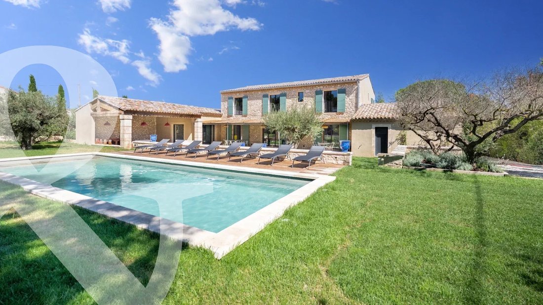 House in Saint-Rémy-de-Provence, Provence-Alpes-Côte d'Azur, France 1 - 18510078