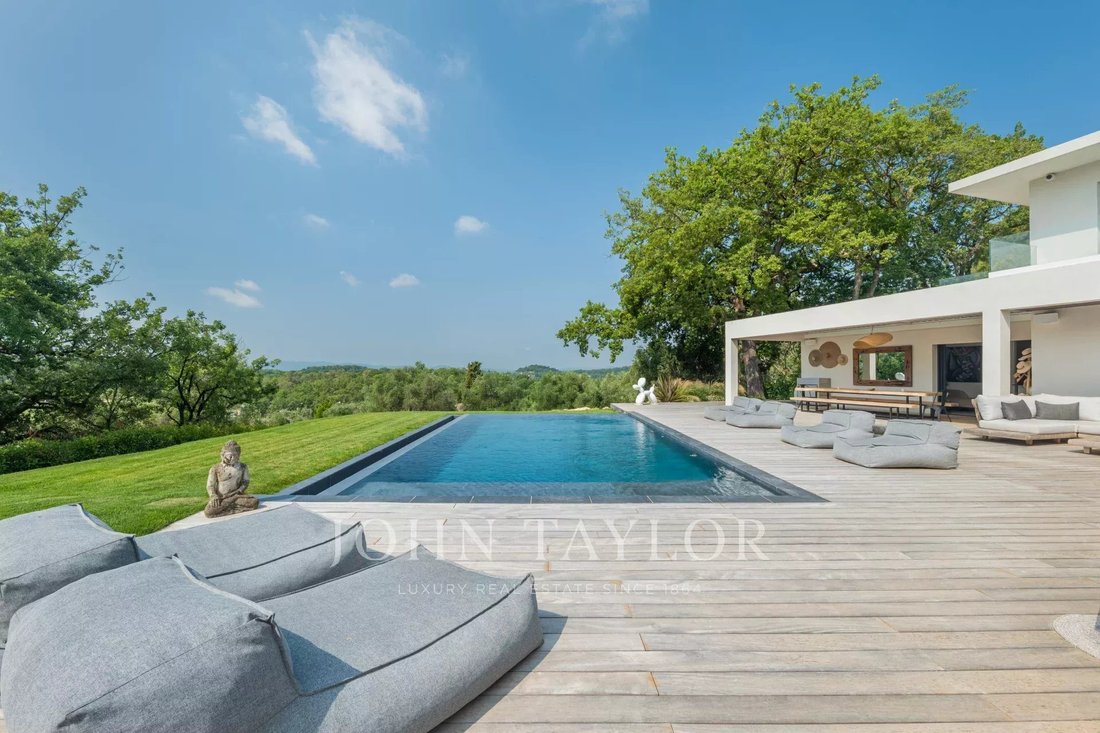 Villa in Opio, Provence-Alpes-Côte d'Azur, France 1 - 15770195