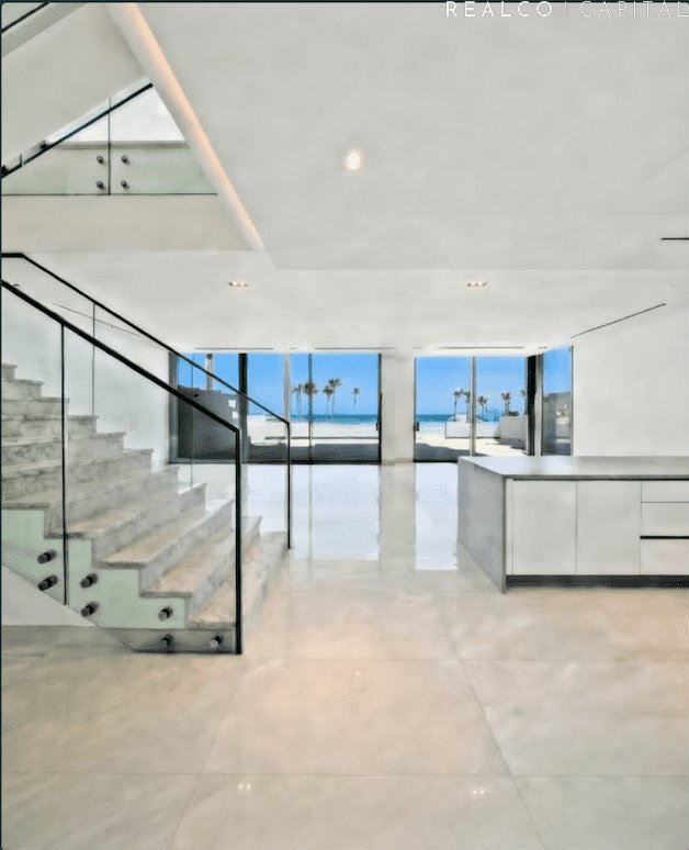 Villa in Al Marjan Island / Jazeerat Al Marjan, Ras al-Khaimah Emirate, United Arab Emirates 1 - 18524370