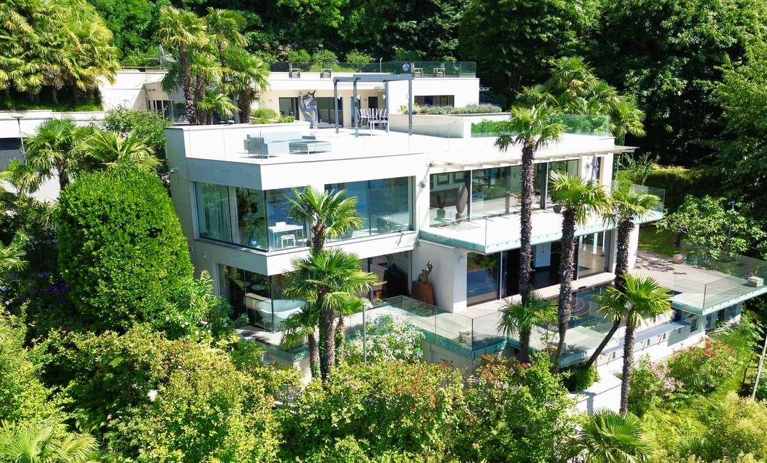 Villa in Lugano, Ticino, Switzerland 1 - 18524393