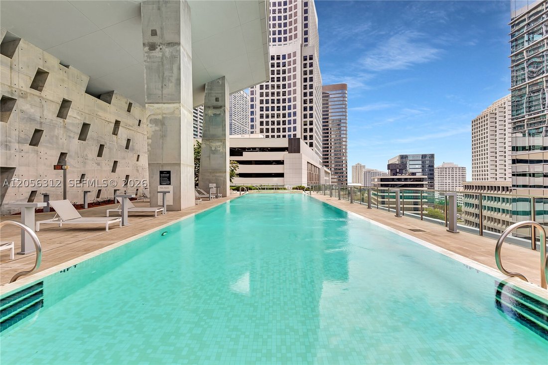 Condo in Miami, Florida, United States 2 - 18524707