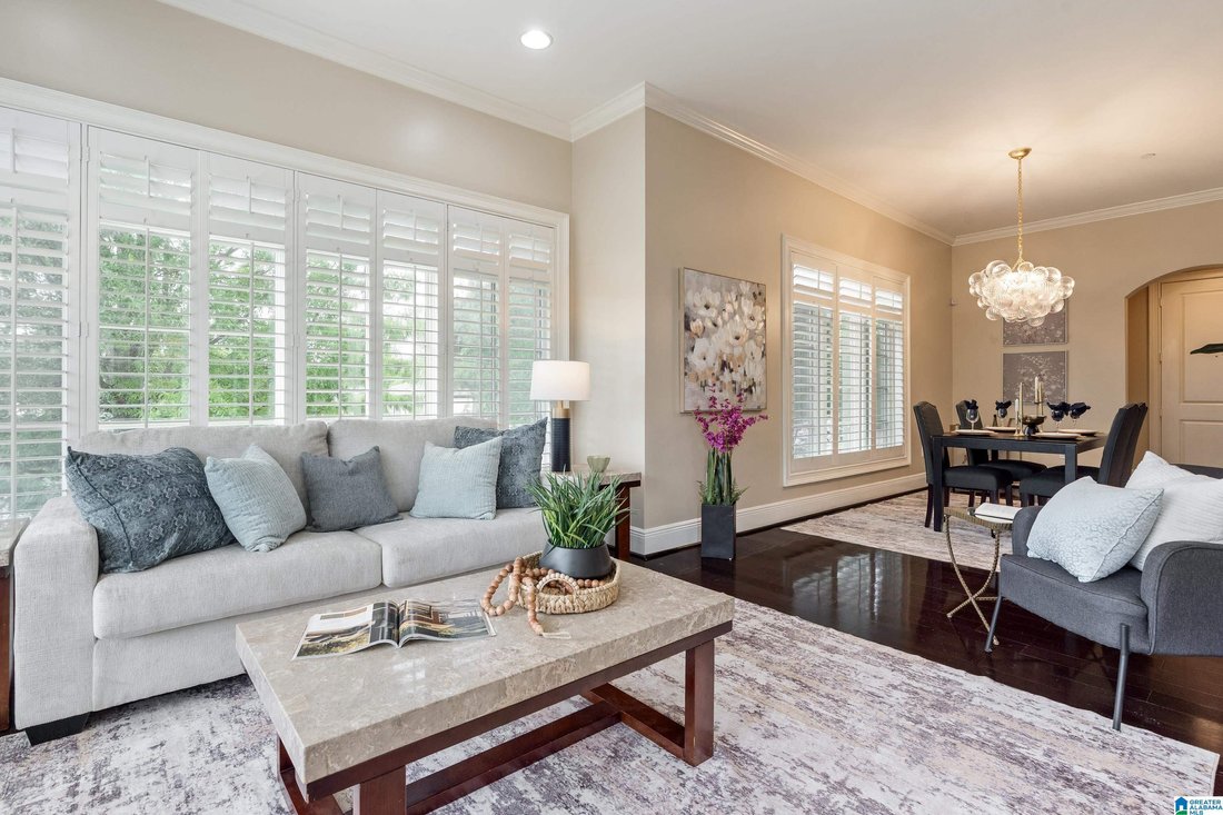 Condo in Homewood, Alabama, United States 1 - 18401385