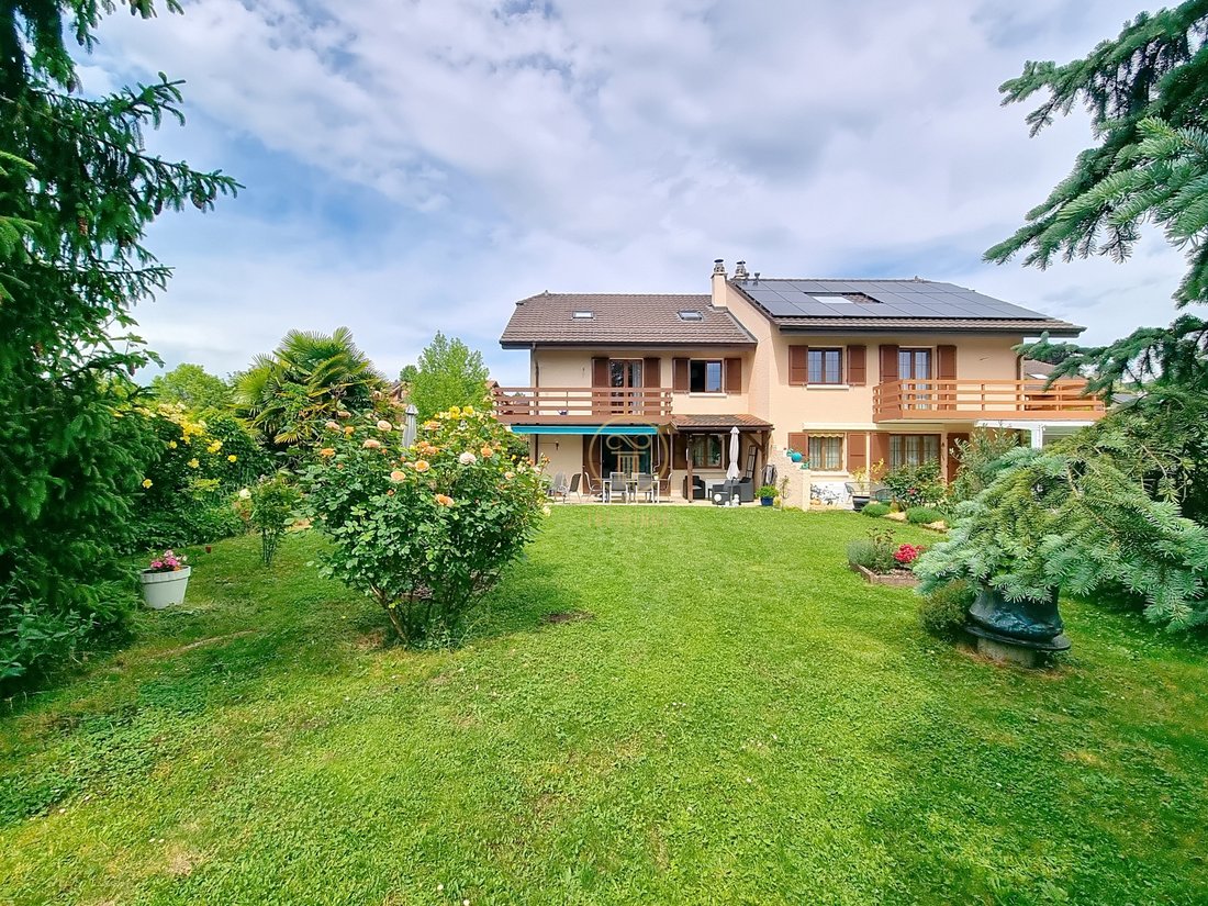 Villa in Renens, Waadt, Schweiz 2 - 18524597
