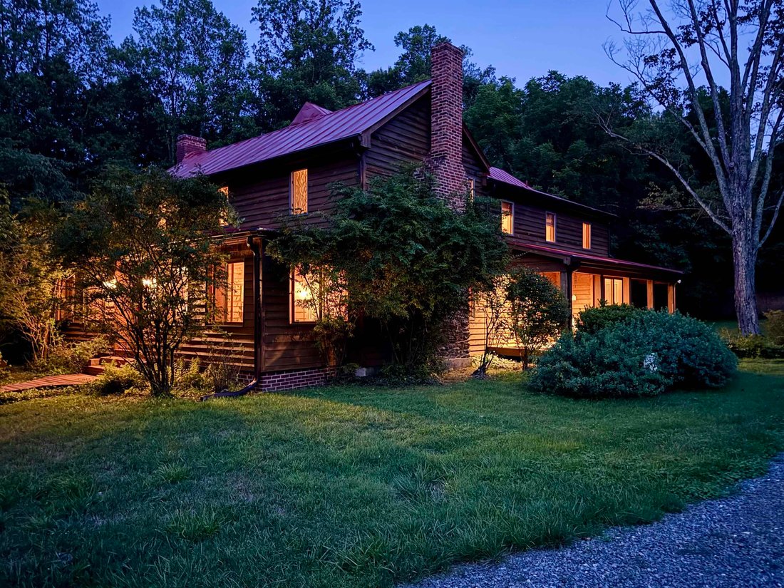 House in Shipman, Virginia, United States 1 - 18523830