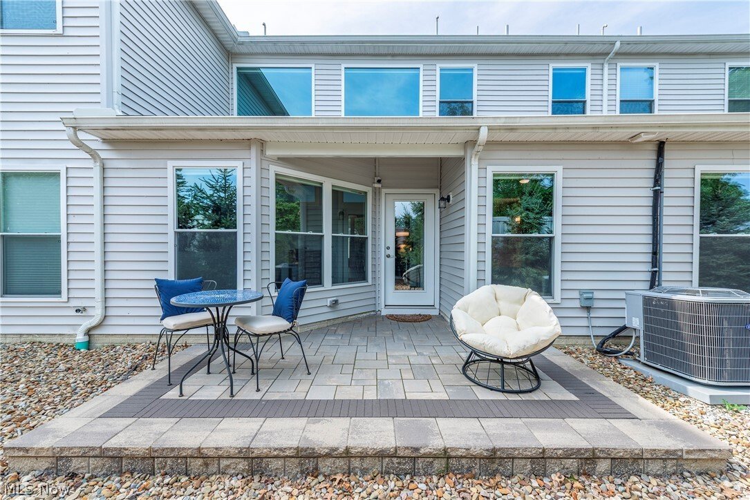 Condo in Avon Lake, Ohio, United States 3 - 18524566