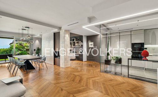 Wohnung in Desenzano Centro, Desenzano del Garda, Lombardei 1