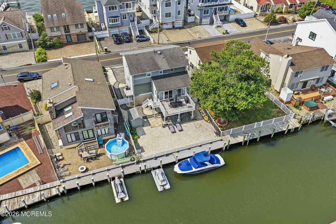 House in Toms River, New Jersey, United States 5 - 18523929