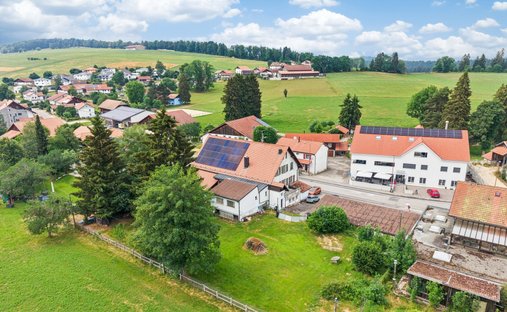 Haus in Lajoux (JU), Jura, Schweiz 1