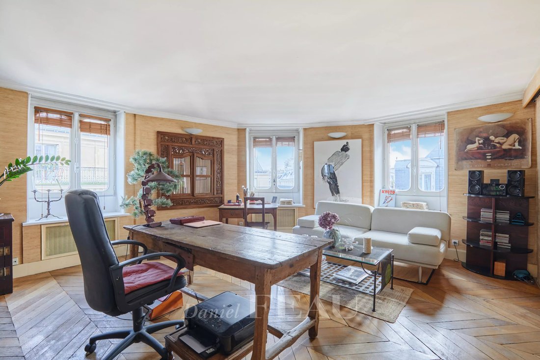 Apartment in Saint Philippe du Roule, Paris 8e Arrondissement, Paris 2 - 16649657