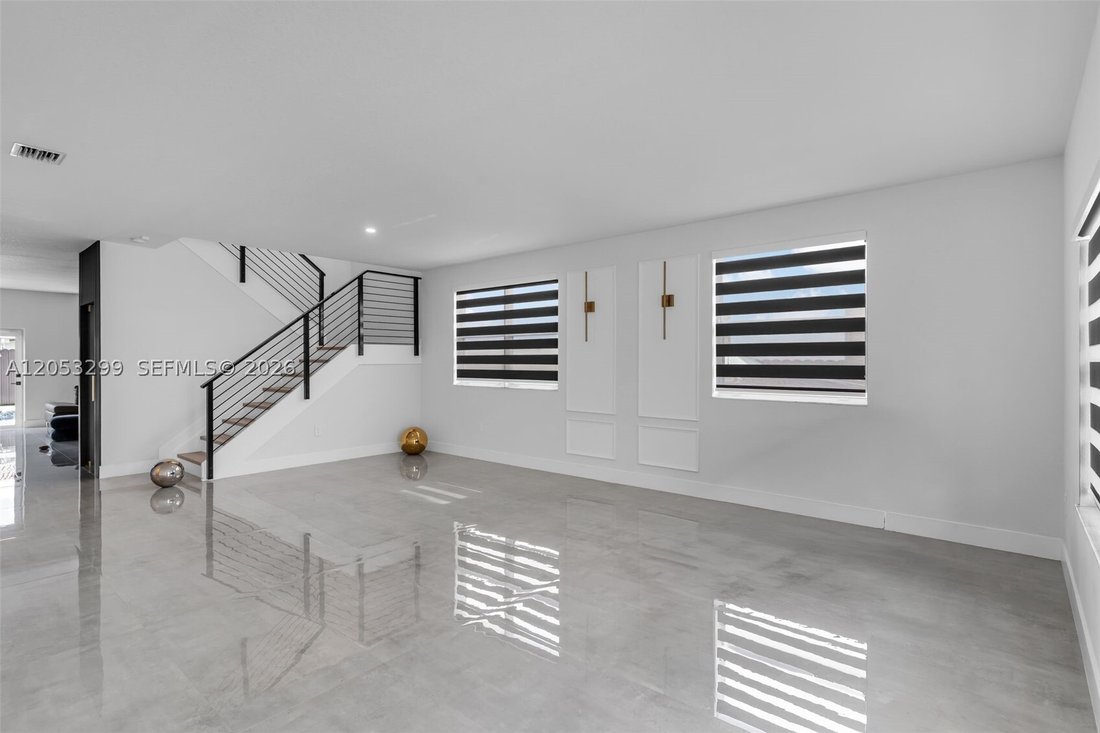 House in Miami, Florida, United States 3 - 18524691