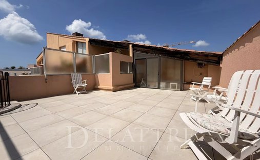 Apartment in Vieille Ville, Antibes, France 1