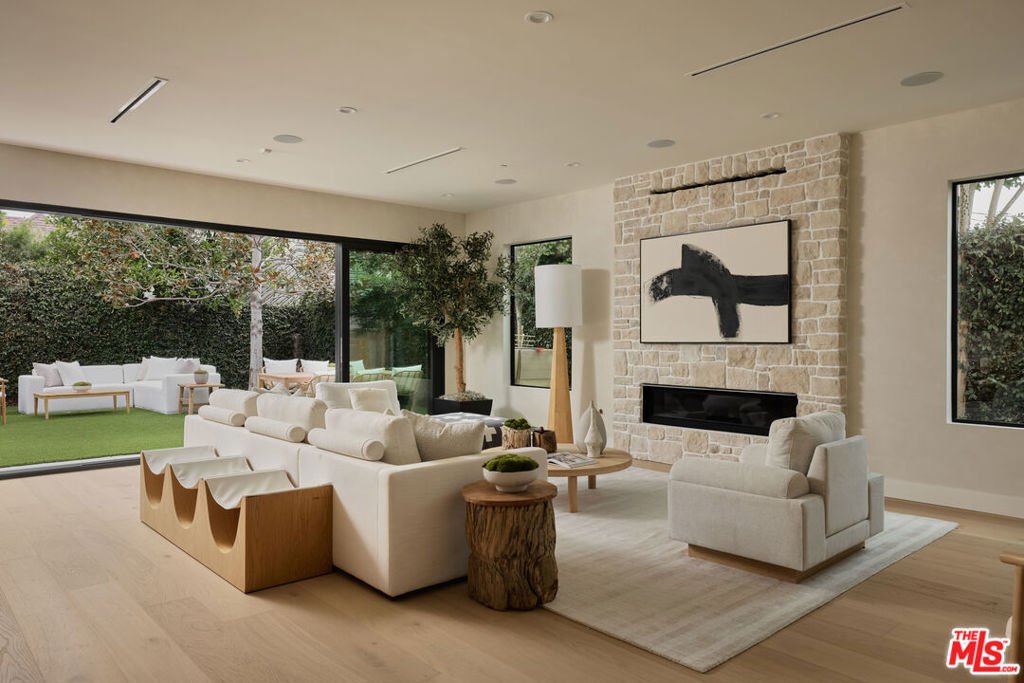House in Los Angeles, California, United States 3 - 18524482