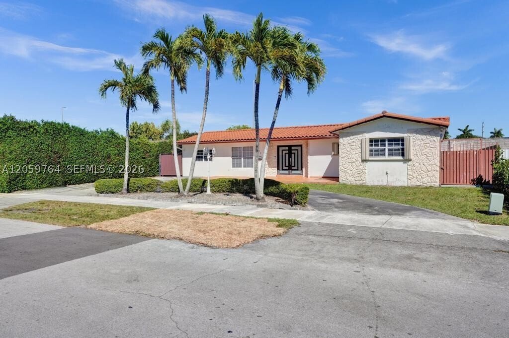 House in Miami, Florida, United States 1 - 18524694