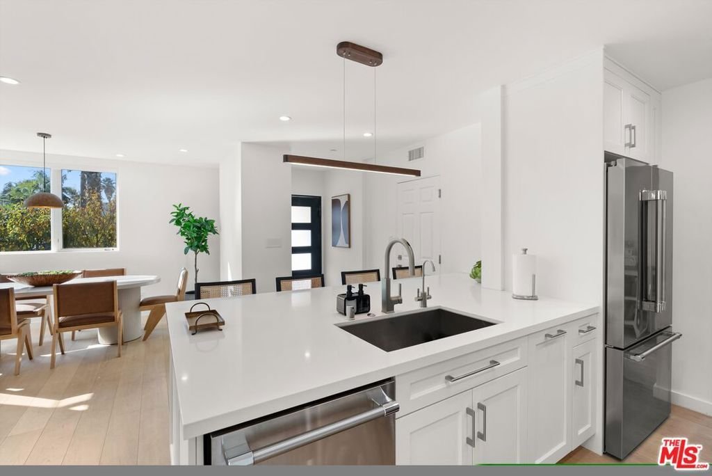 House in Los Angeles, California, United States 5 - 18524479