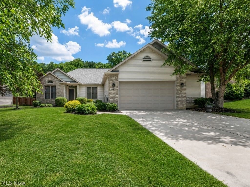 House in Strongsville, Ohio, United States 3 - 18395424