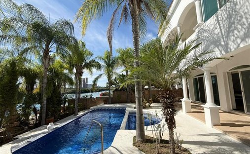 House in Mazatlán, Sinaloa, Mexico 1