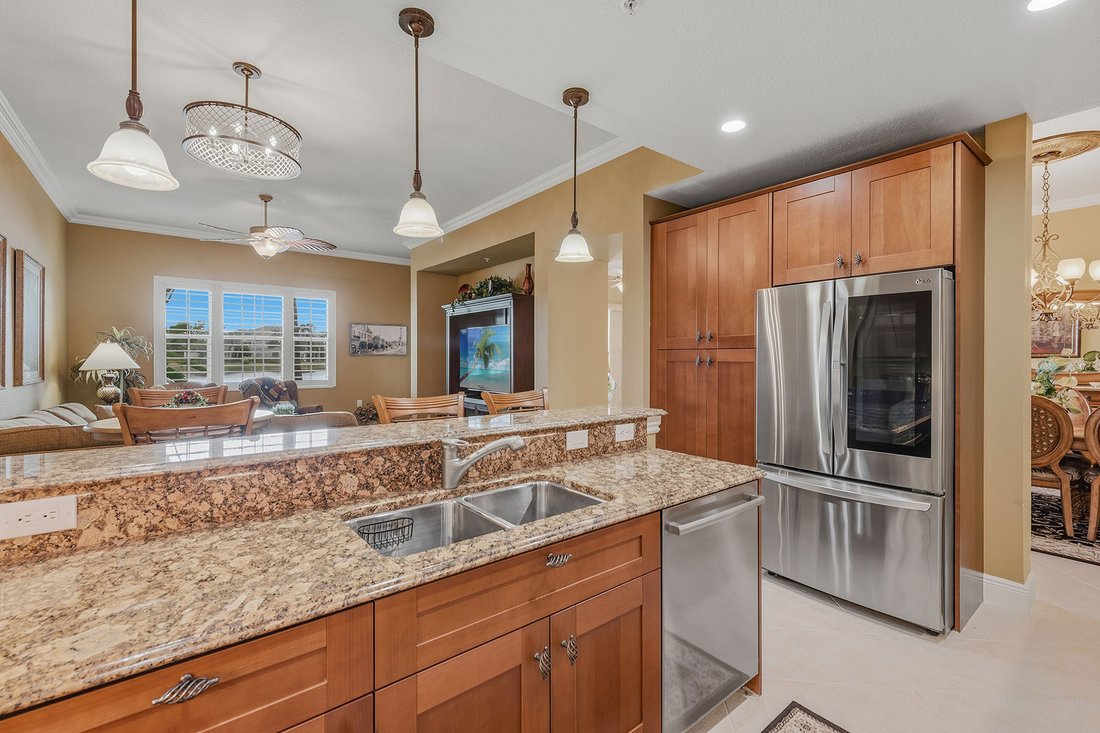 Condo in Naples, Florida, United States 2 - 18524553