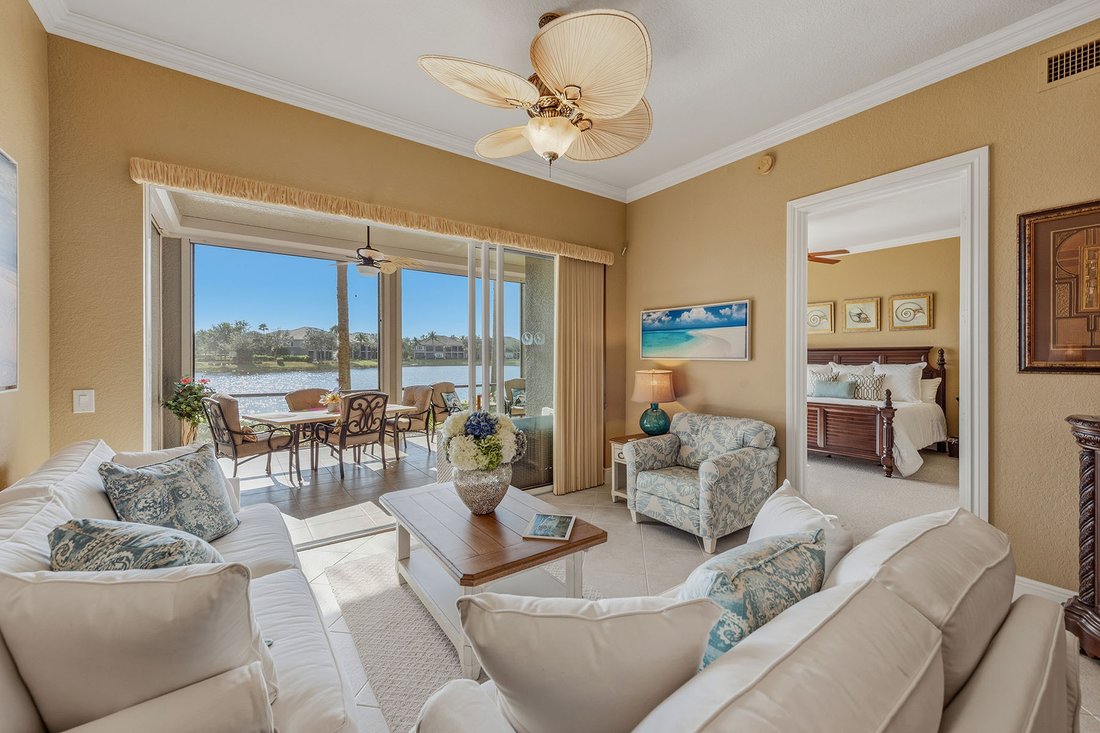 Condo in Naples, Florida, United States 3 - 18524553