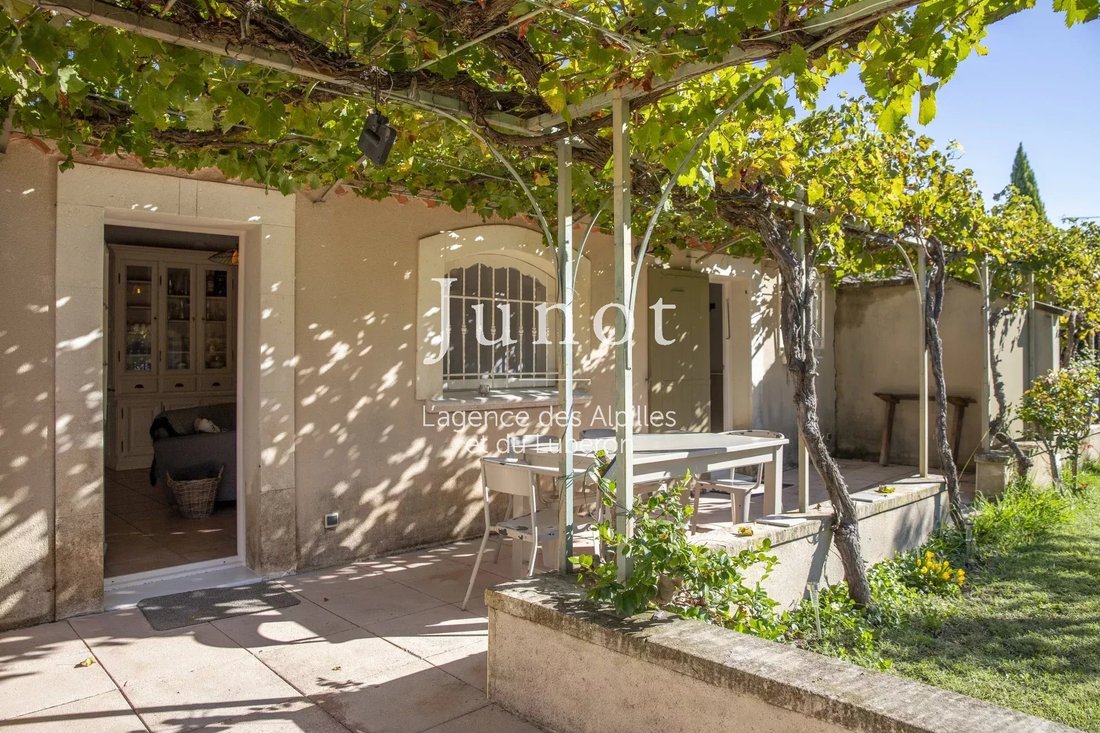 Country House in Maussane-les-Alpilles, Provence-Alpes-Côte d'Azur, France 4 - 16658007