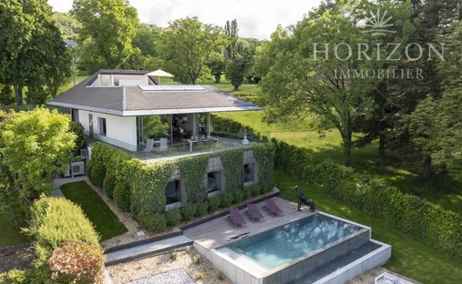 Villa in Evian-les-Bains, Auvergne-Rhône-Alpes, France 1