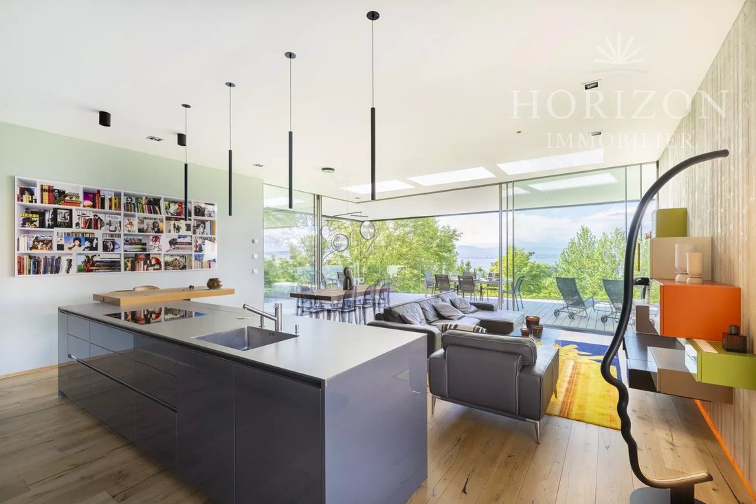 Villa in Evian-les-Bains, Auvergne-Rhône-Alpes, France 5 - 15468901