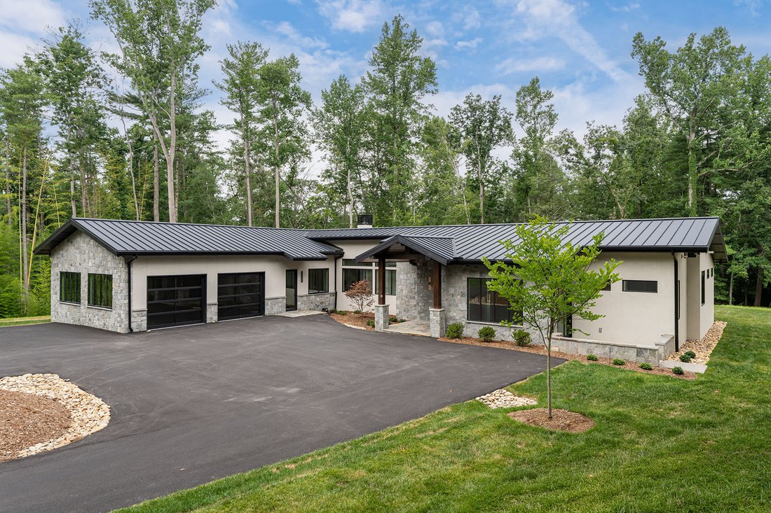 House in Asheville, North Carolina, United States 3 - 18070906