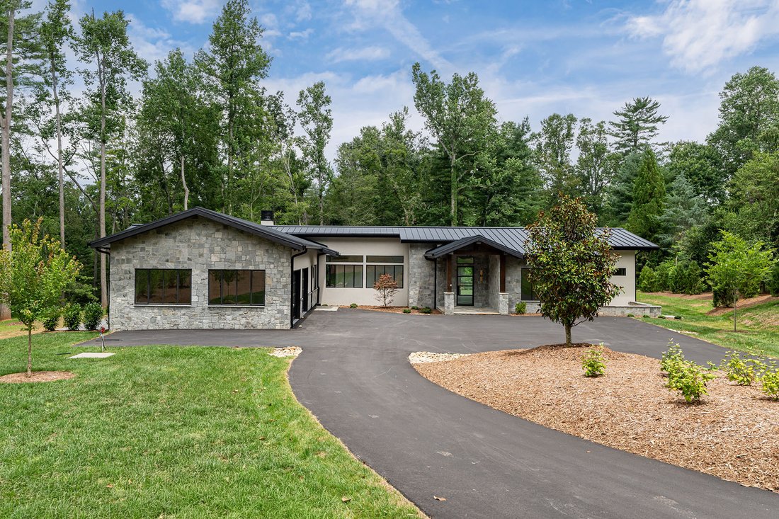 House in Asheville, North Carolina, United States 2 - 18070906