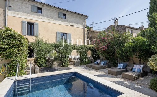 Maison à Saint-Rémy-de-Provence, Provence-Alpes-Côte d'Azur, France 1