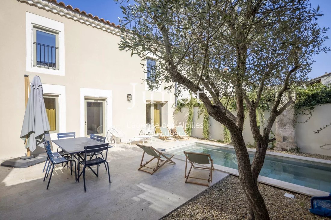 House in Saint-Rémy-de-Provence, Provence-Alpes-Côte d'Azur, France 1 - 16473494