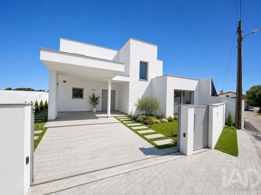 Townhouse in Sao Martinho do Porto, Leiria District, Portugal 2 - 18524879