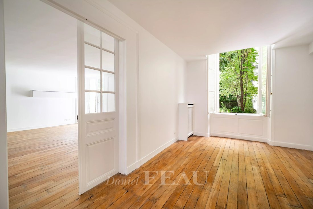 Apartment in Paris 1er Arrondissement, Paris, France 5 - 18524752