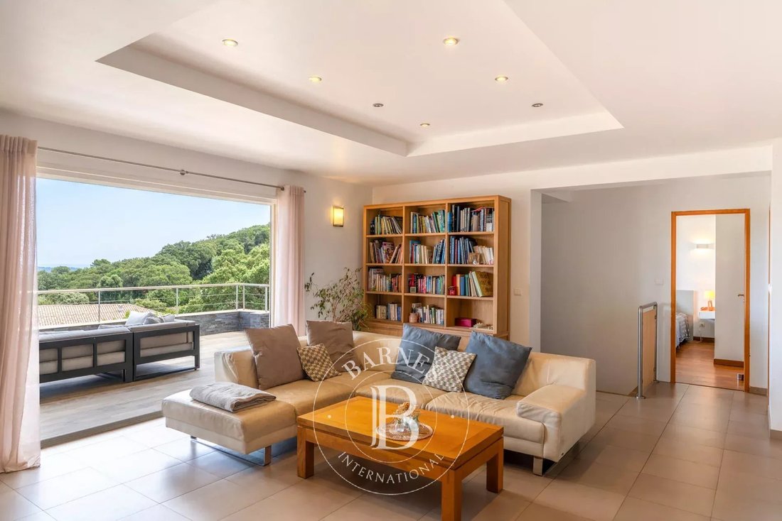 Villa in Porto-Vecchio, Corsica, France 2 - 18501200