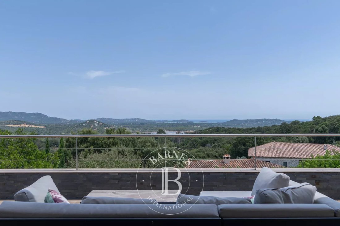Villa in Porto-Vecchio, Corsica, France 1 - 18501200