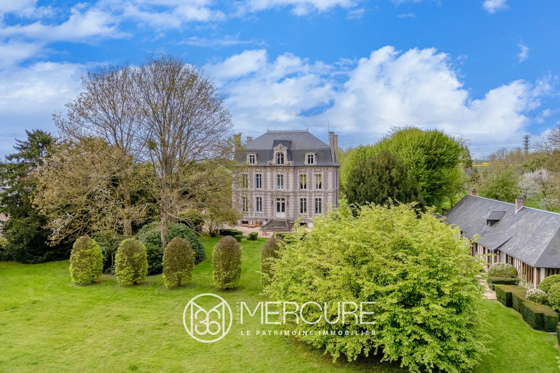 Estate in Saint-Pierre-des-Ifs, Normandy, France 3 - 15266452