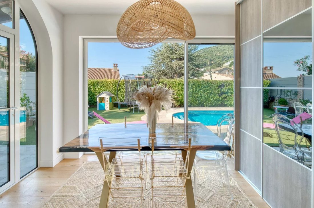 Villa in La Turbie, Provence-Alpes-Côte d'Azur, France 4 - 16048182