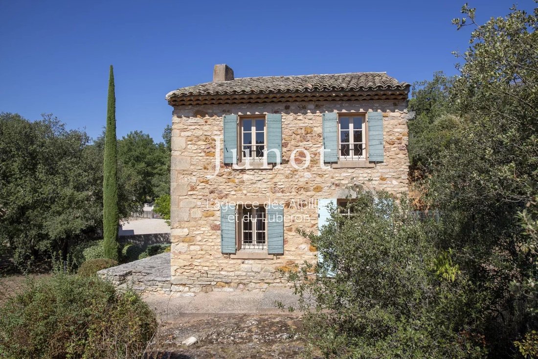 House in Gordes, Provence-Alpes-Côte d'Azur, France 3 - 18509722