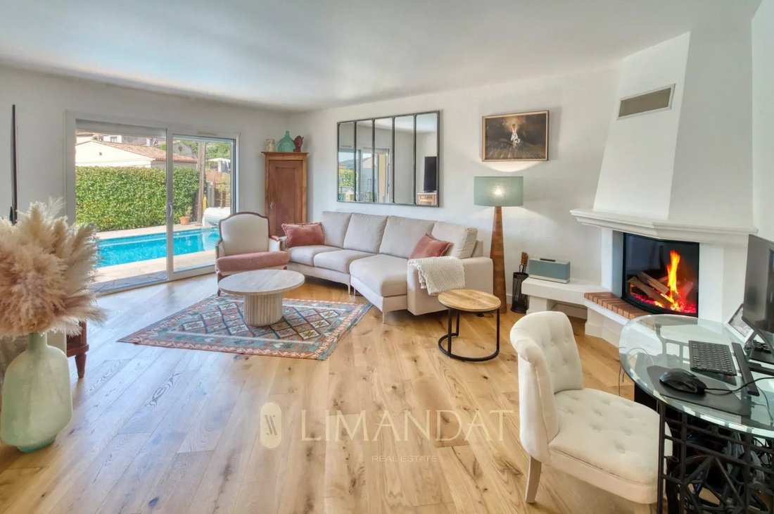 Villa in La Turbie, Provence-Alpes-Côte d'Azur, France 2 - 16048182