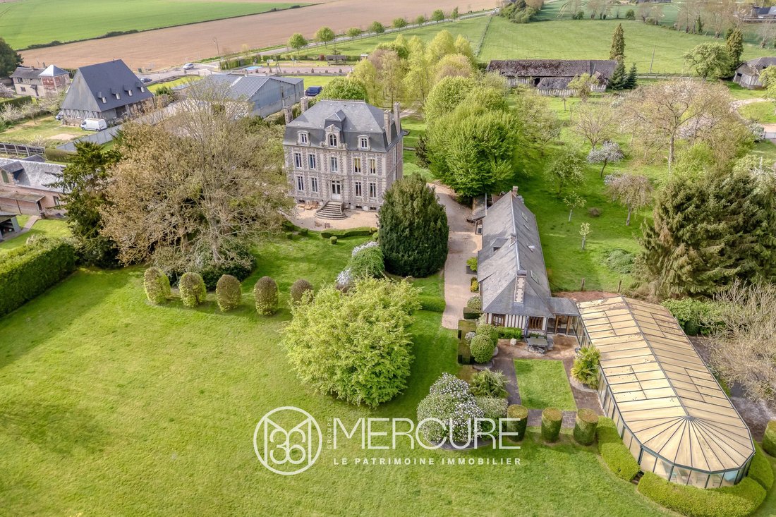 Estate in Saint-Pierre-des-Ifs, Normandy, France 2 - 15266452