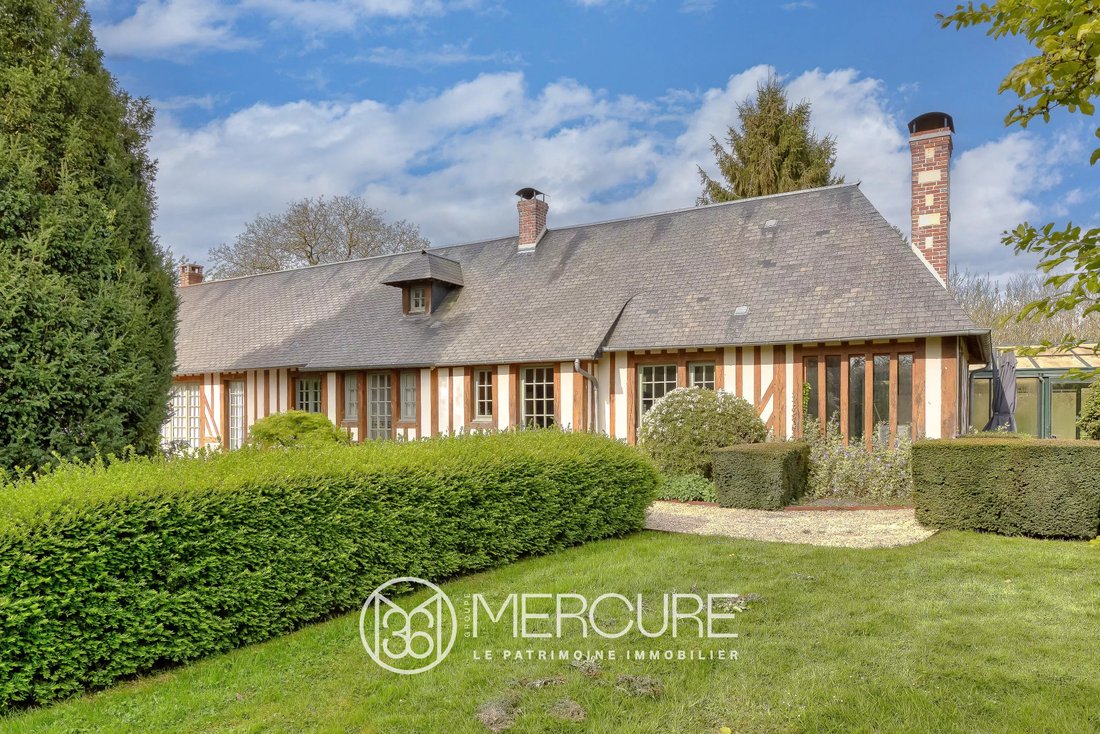 Estate in Saint-Pierre-des-Ifs, Normandy, France 4 - 15266452