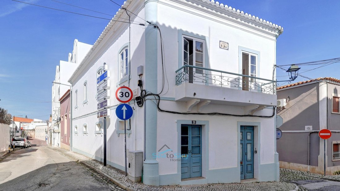House in Lagoa e Carvoeiro, Algarve, Portugal 1 - 18524735
