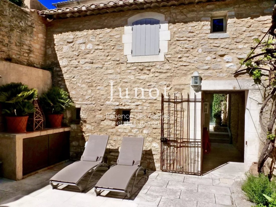 House in Goult, Provence-Alpes-Côte d'Azur, France 3 - 18509671