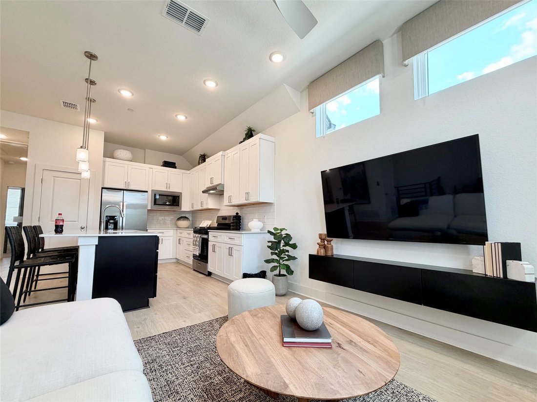 Condo in Austin, Texas, United States 5 - 18459468
