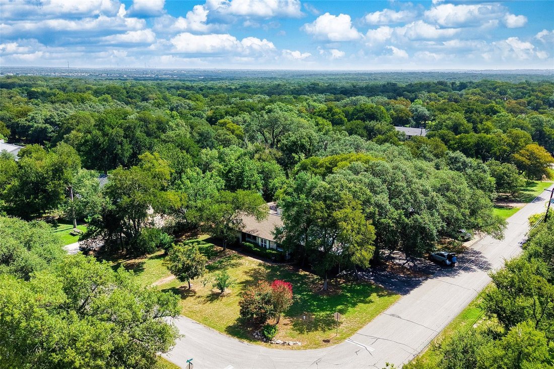 House in Buda, Texas, United States 3 - 18524962